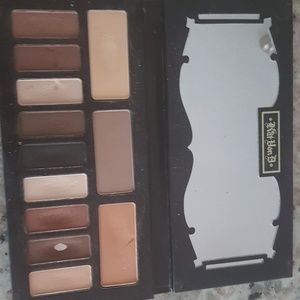 Kat Von D shade and light eye contour palette